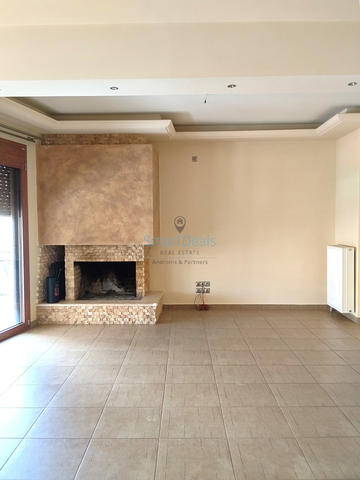 property-img