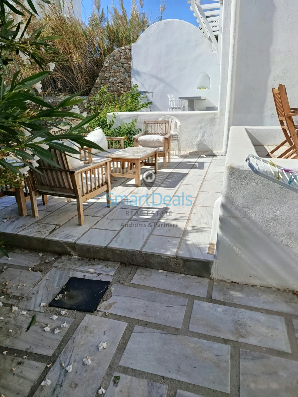 property-img